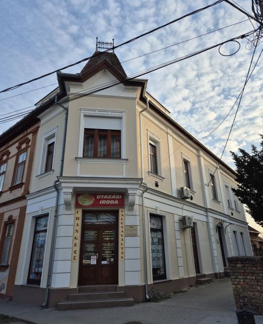 Centrum Stúdió & Apartman Tolna