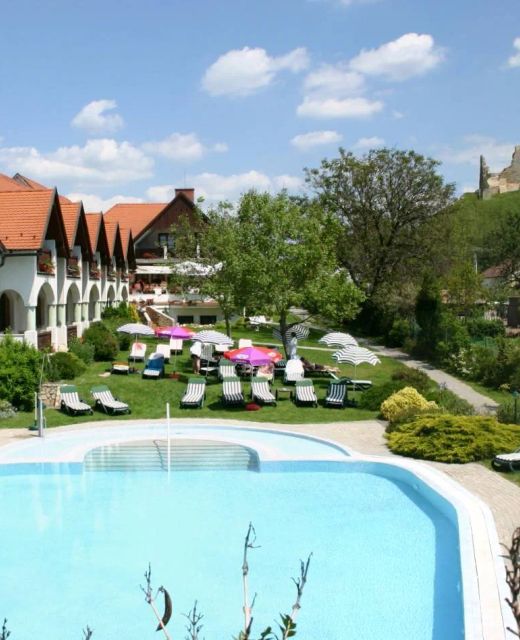 Hasik Hotel Döbrönte