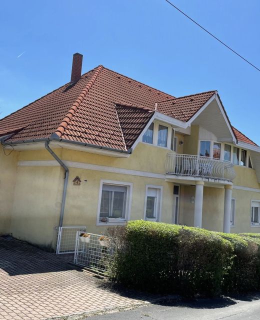 Esther Apartman Gyenesdiás