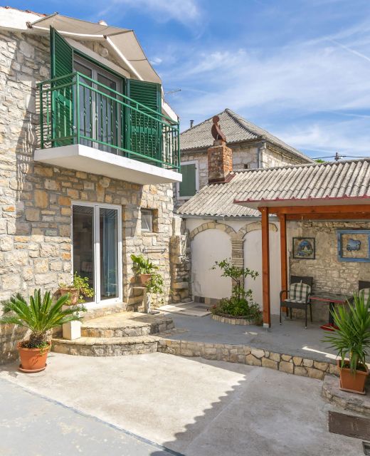 House Ante Grohote