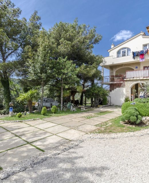 Apartments Davor Jadrtovac