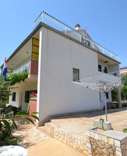 Apartment Ana Brodarica