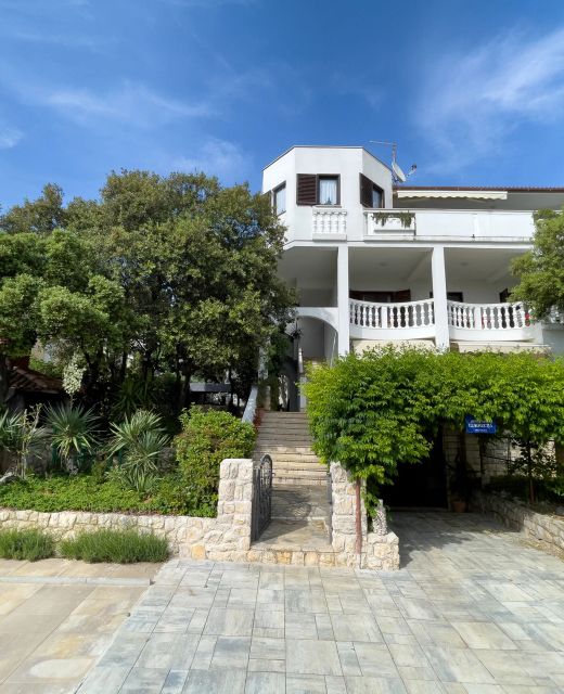 Apartments Ante Mandre
