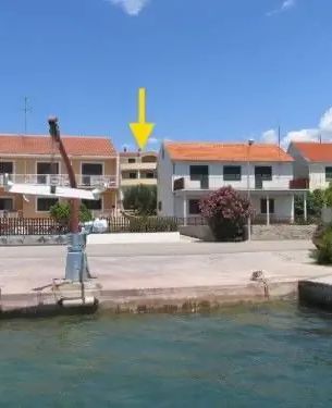 Apartments Frane Brodarica