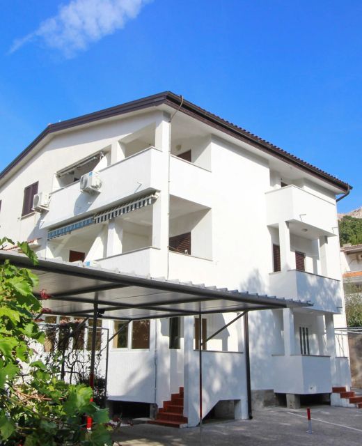Apartments Seršić Alen Baska