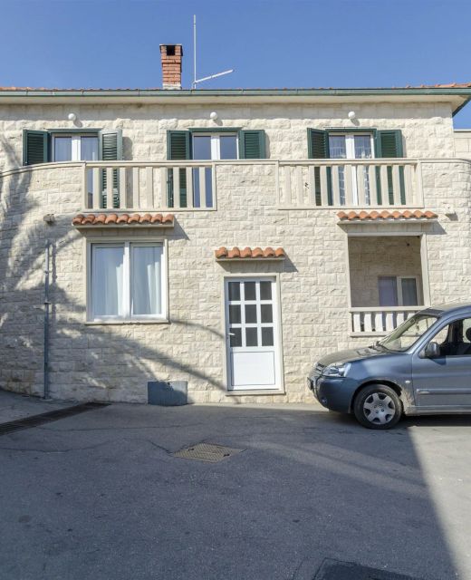 Apartments Mare Postira