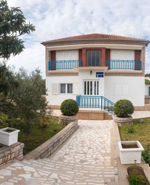 Apartment Anđelka Jezera
