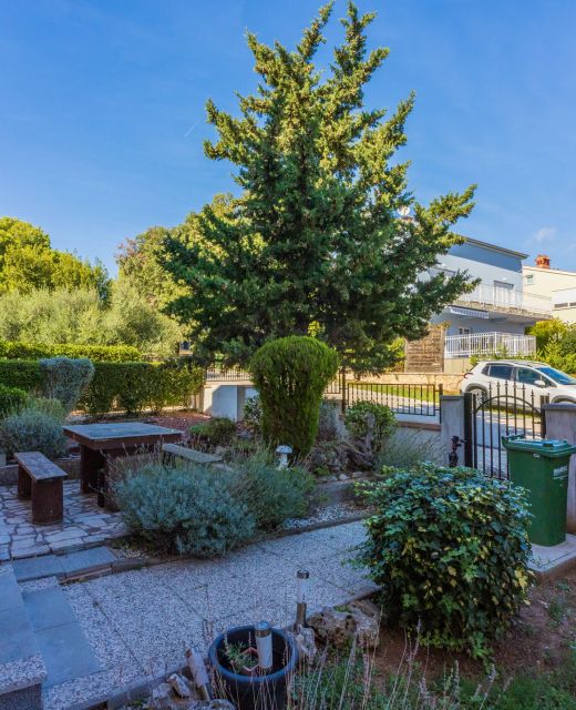 Apartments Davor Banjole