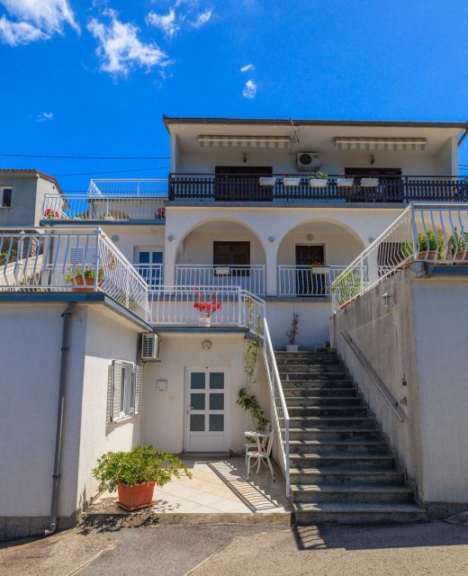 Apartments Jasna Senj