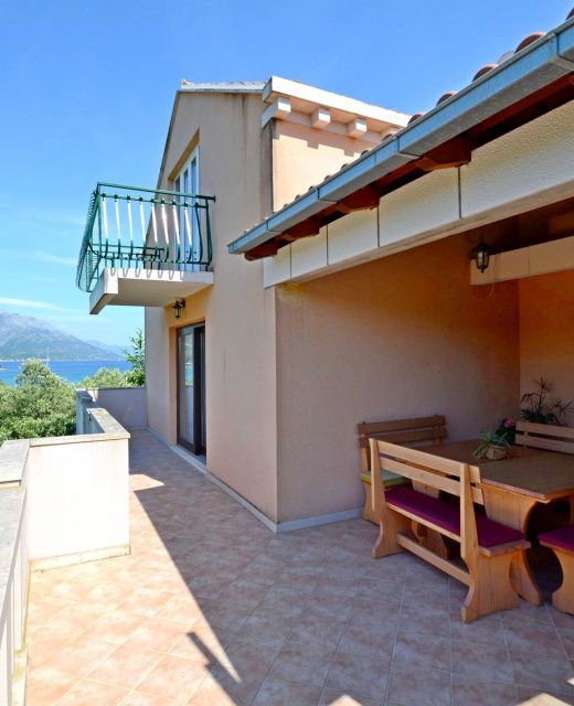 Apartment Leo Račišće