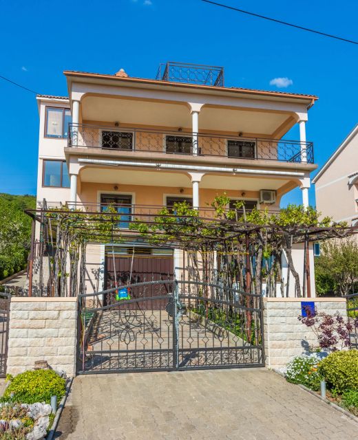 Apartment Klaudia Dramalj