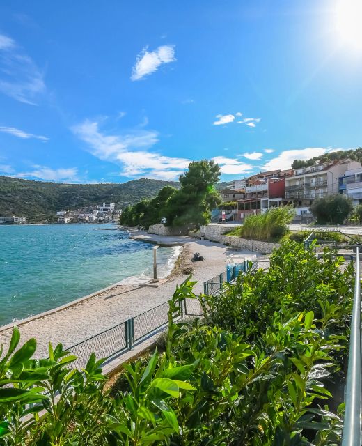 Apartments Jakov Marina
