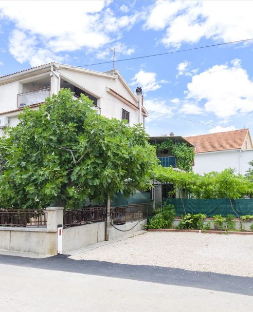 Apartments Amalija Vodice