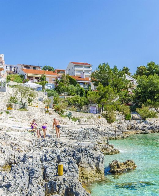 Apartments Nives Okrug Gornji