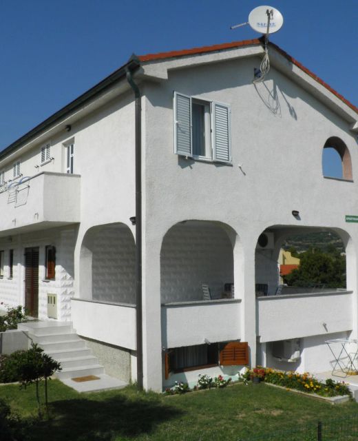 Apartments Klarić Baska