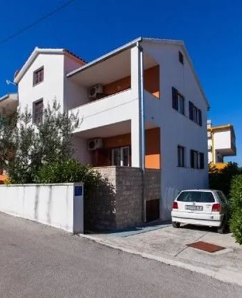 Apartments Josip Slatine