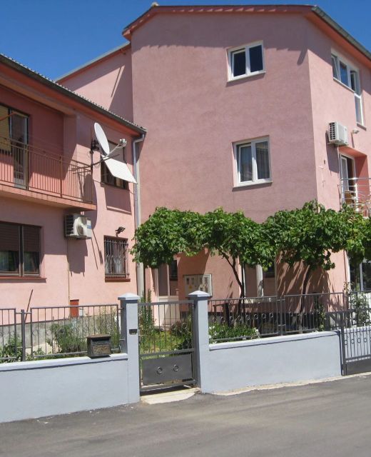 Apartment Dina Pula