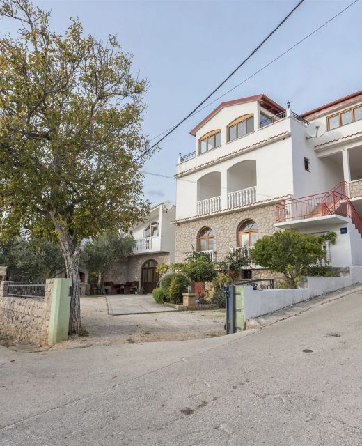 Apartments Ivan Starigrad Paklenica
