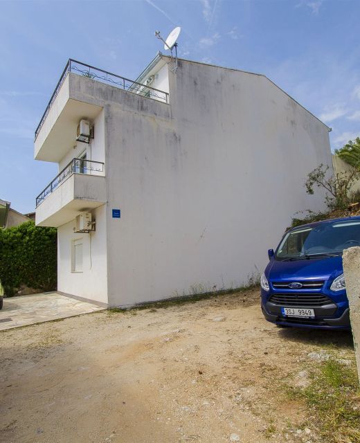 Apartments Zdenka Okrug Donji