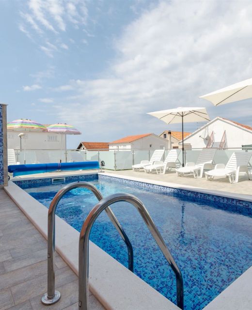Apartments Ljubica Rogoznica