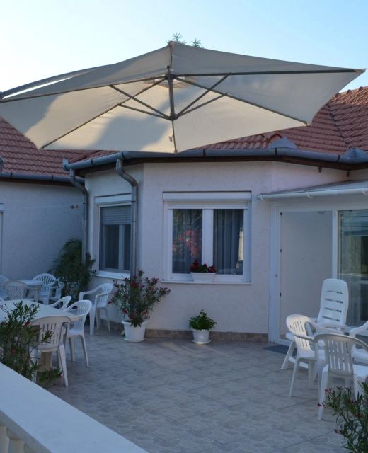 Henrietta-Violetta Apartman Hajdúszoboszló