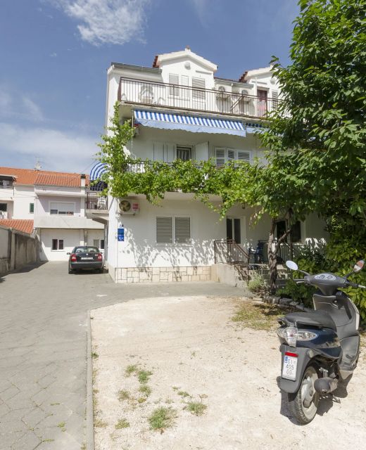 Apartments and Rooms Bepina Vodice