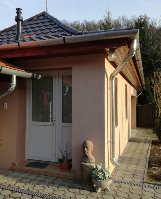 Pihenj Meg Apartman Sirok