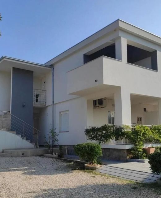 Apartmani Bucića Dvori Starigrad