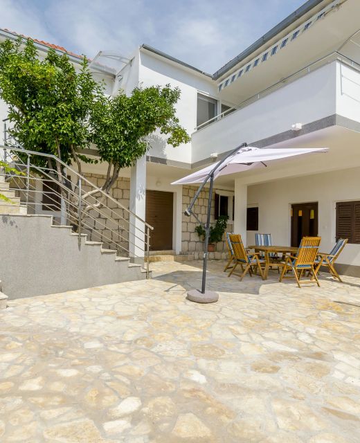 House Ivana Vinisce