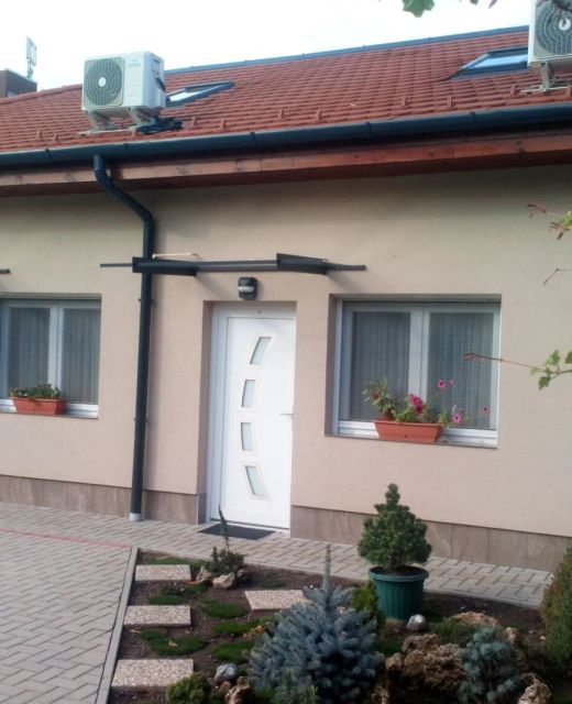 Borostyán Vendégház Eger