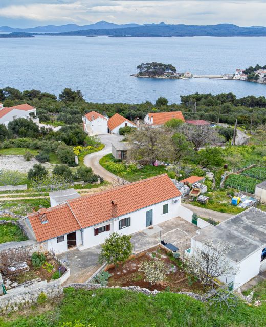 Apartments With Parking Space Savar, Dugi Otok - 12762 Savar