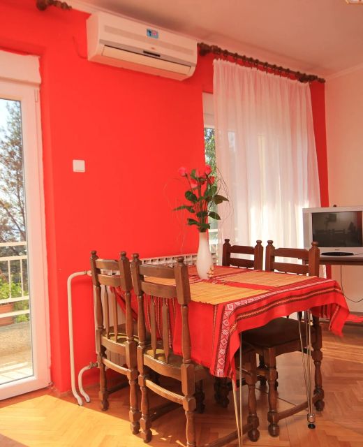 Apartments With Parking Space Lovran, Opatija - 7713 Lovran