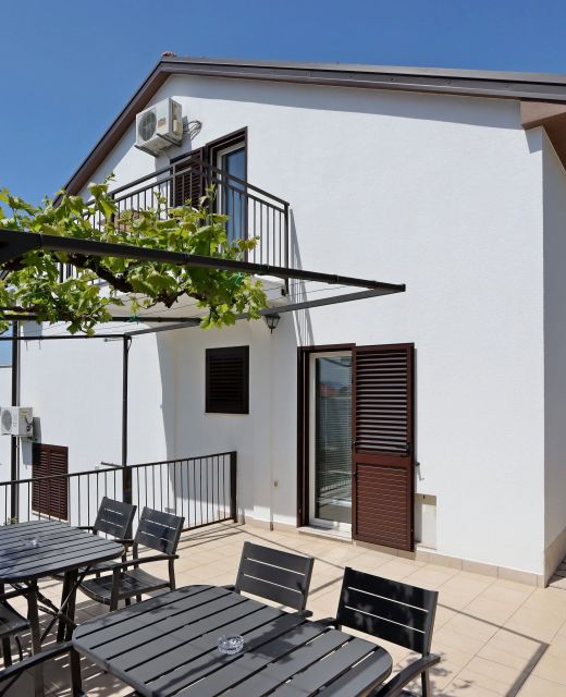 Apartments And Rooms With Parking Space Selce, Crikvenica - 2362 Selce