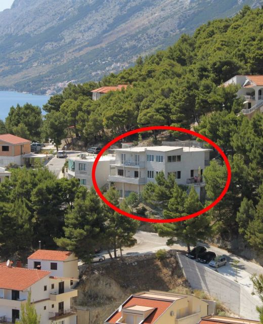 Apartments With Parking Space Brela, Makarska - 6895 Brela