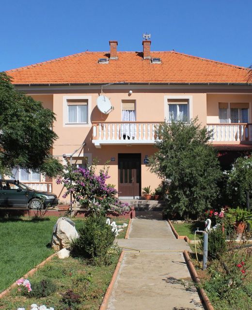 Apartments For Families With Children Privlaka, Zadar - 5747 Privlaka