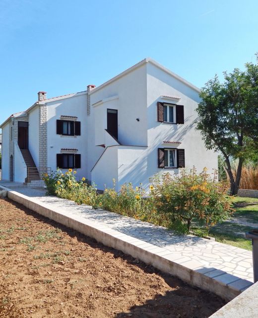 Apartments With Parking Space Pag - 11358