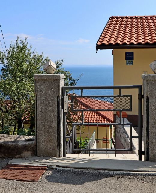 Apartments With Parking Space Ičići, Opatija - 7788 Ičići