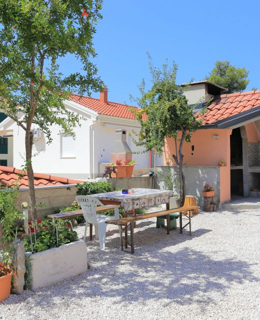 Apartments With Parking Space Grebaštica, Šibenik - 11301 Grebaštica