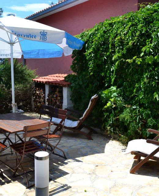 Apartments With Parking Space Molat - 6249