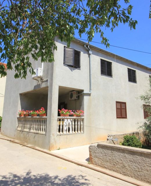 Apartments With Parking Space Sali, Dugi Otok - 447 Sali