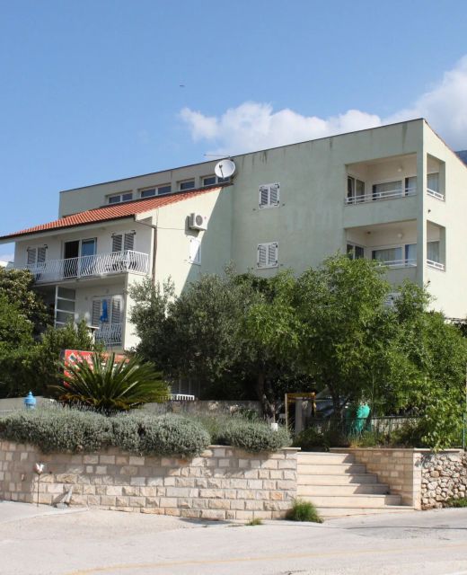 Apartments And Rooms By The Sea Makarska - 6839