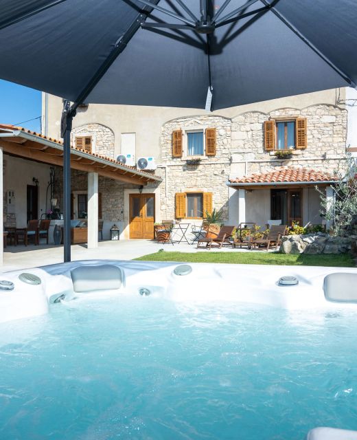 Apartments And Rooms With Hot Tub Loborika, Pula - 12983 Loborika
