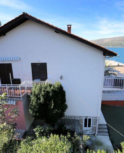 Apartments By The Sea Arbanija, Čiovo - 8651 Arbanija