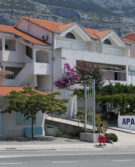 Apartments With Parking Space Makarska - 6696