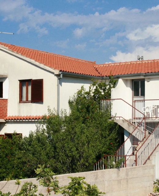 Apartments With Parking Space Jezera, Murter - 5093 Jezera