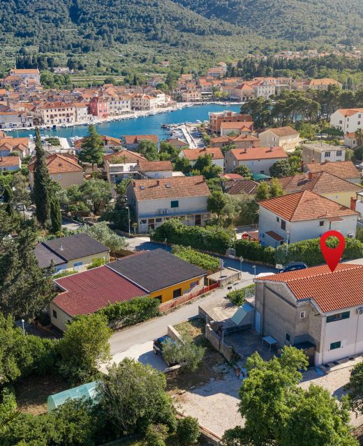 Apartments With Parking Space Stari Grad, Hvar - 8697 Stari Grad