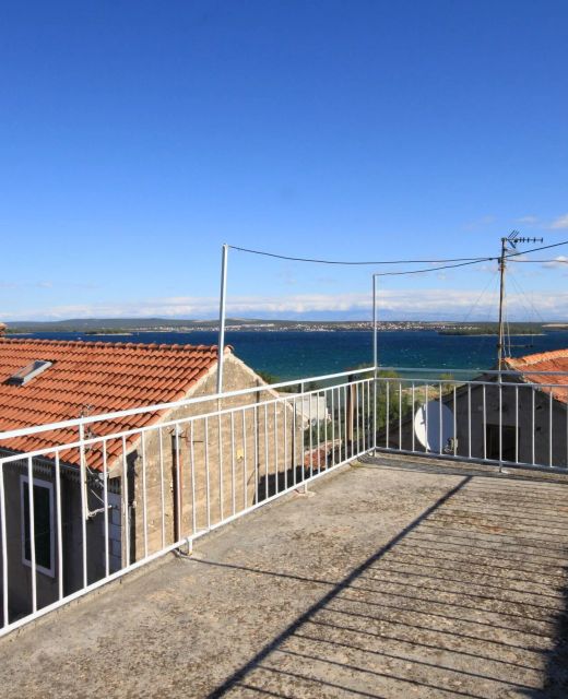 Apartments With Parking Space Tkon, Pašman - 8411 Tkon