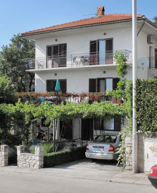 Apartments With Parking Space Selce, Crikvenica - 2404 Selce