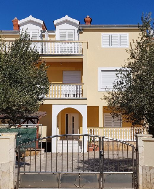 Apartments With Parking Space Vrsi - Mulo, Zadar - 5796 Vrsi - Mulo