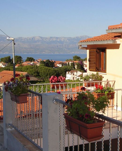 Apartments With Parking Space Sutivan, Brač - 745 Sutivan